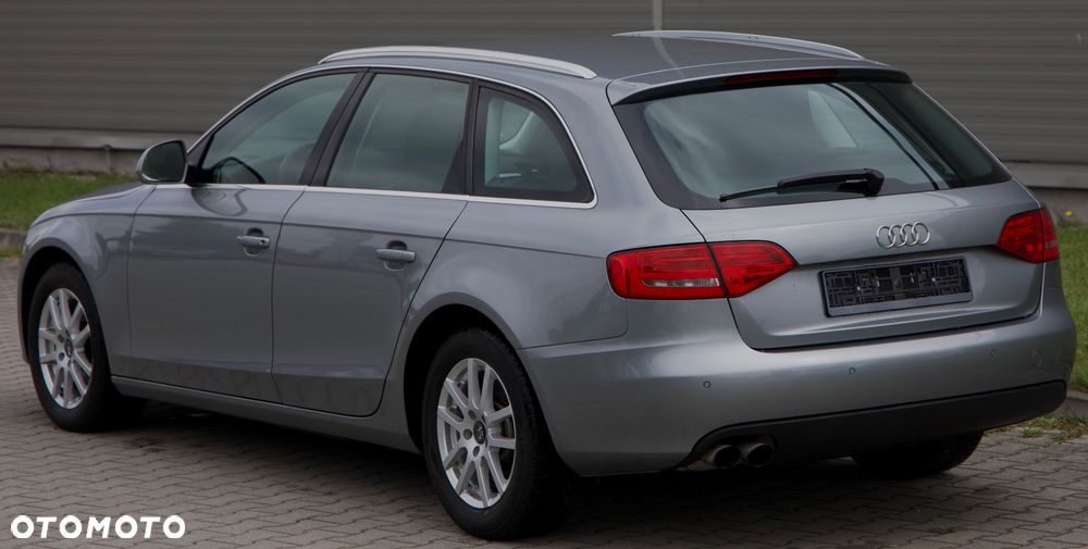 Audi A4 Avant 1.8 TFSI Attraction - 9