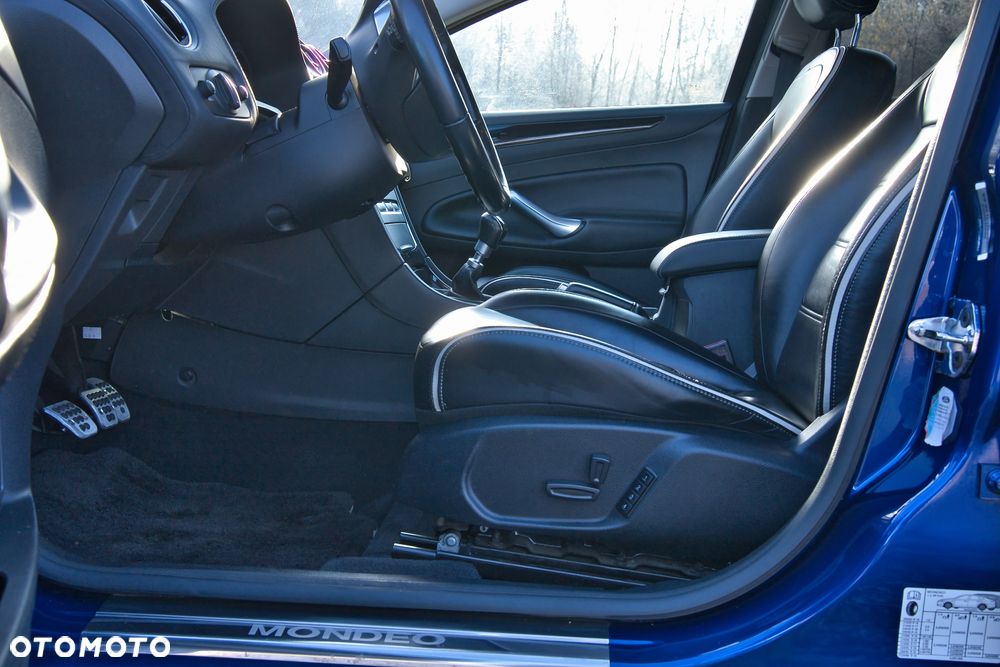 Ford Mondeo 2.0 TDCi Platinium X Plus (Titanium) - 22