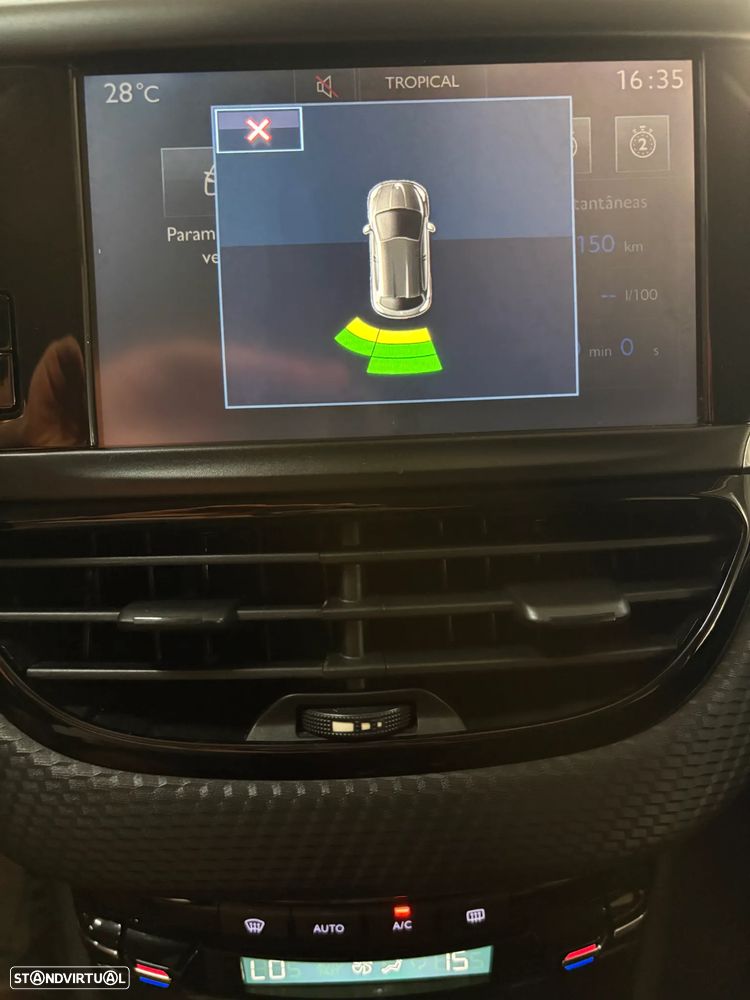 Peugeot 208 1.6 BlueHDi Allure - 14