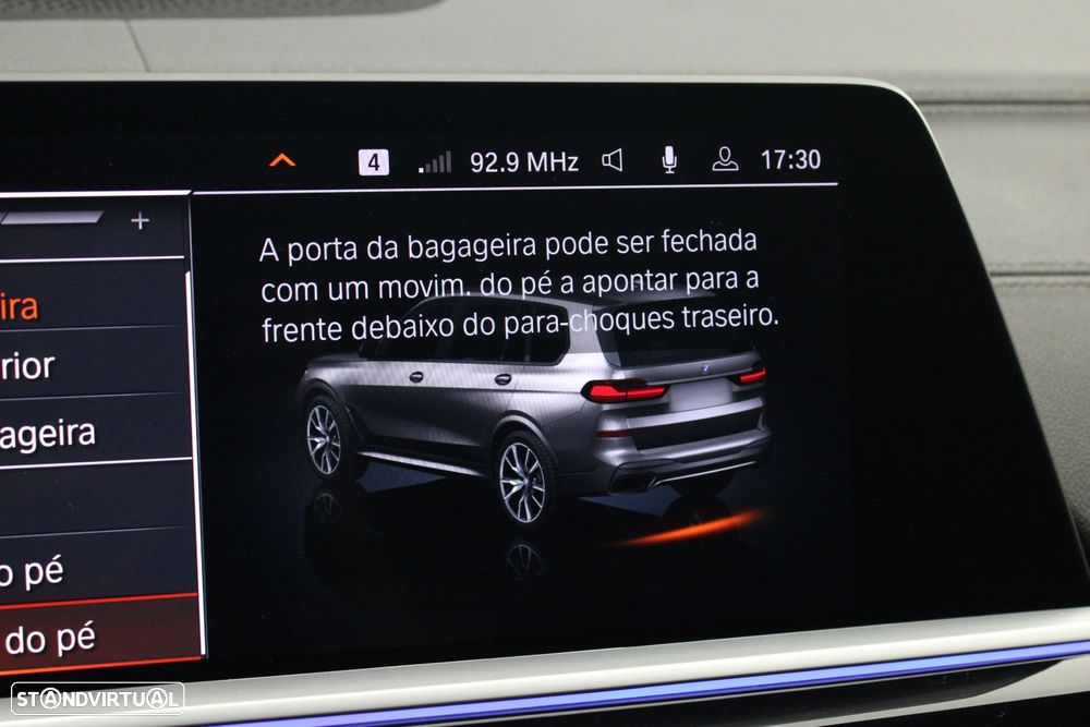BMW X7 40 d xDrive Pack M — fotografia 22