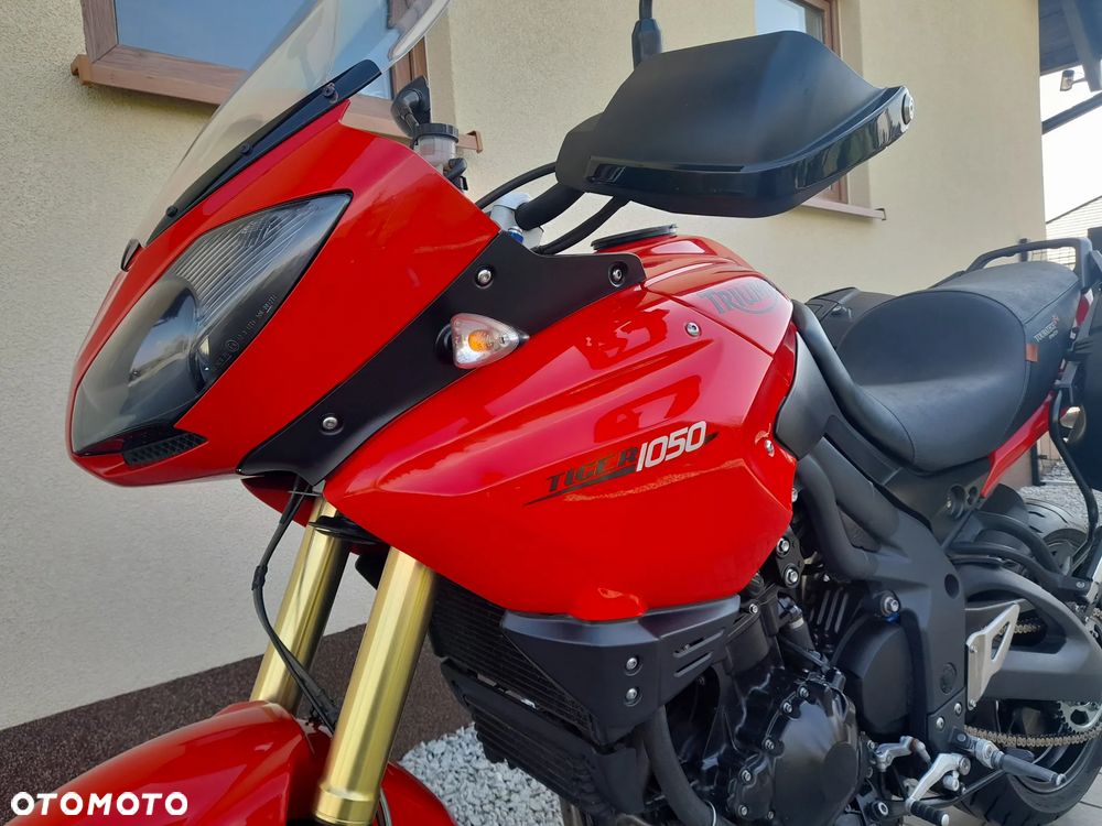 Triumph Tiger - 33
