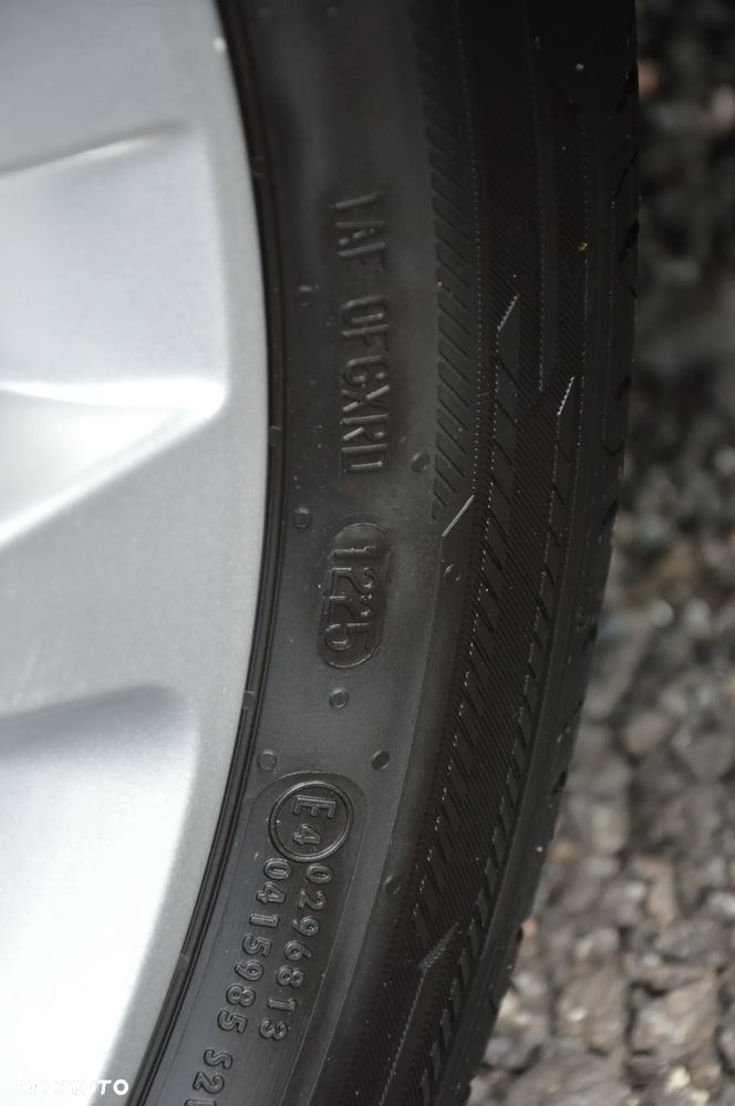 Kia Ceed - 16