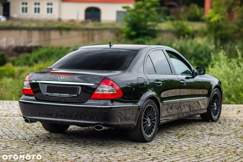 Mercedes-Benz Klasa E - 17
