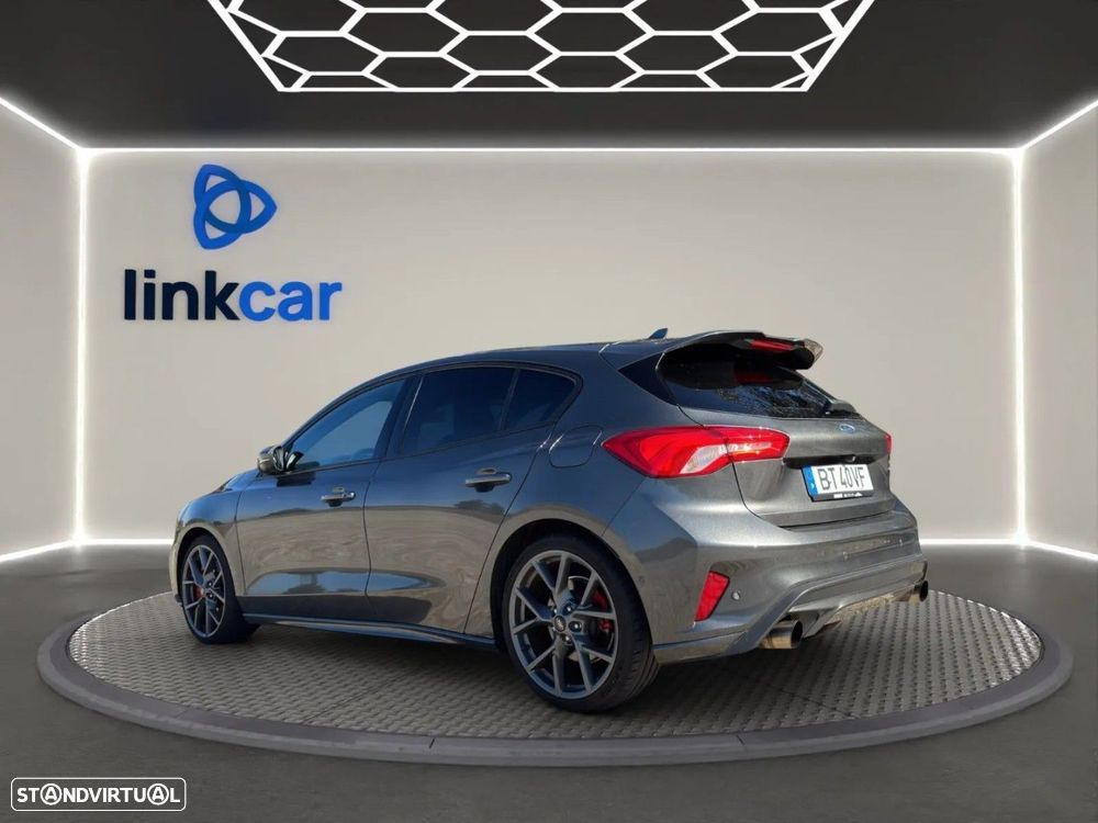Ford Focus 2.3 EcoBoost S&S ST - 6