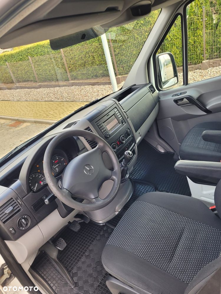 Mercedes-Benz Sprinter - 8