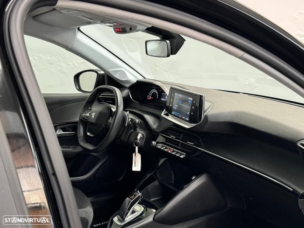 Peugeot 208 - 20