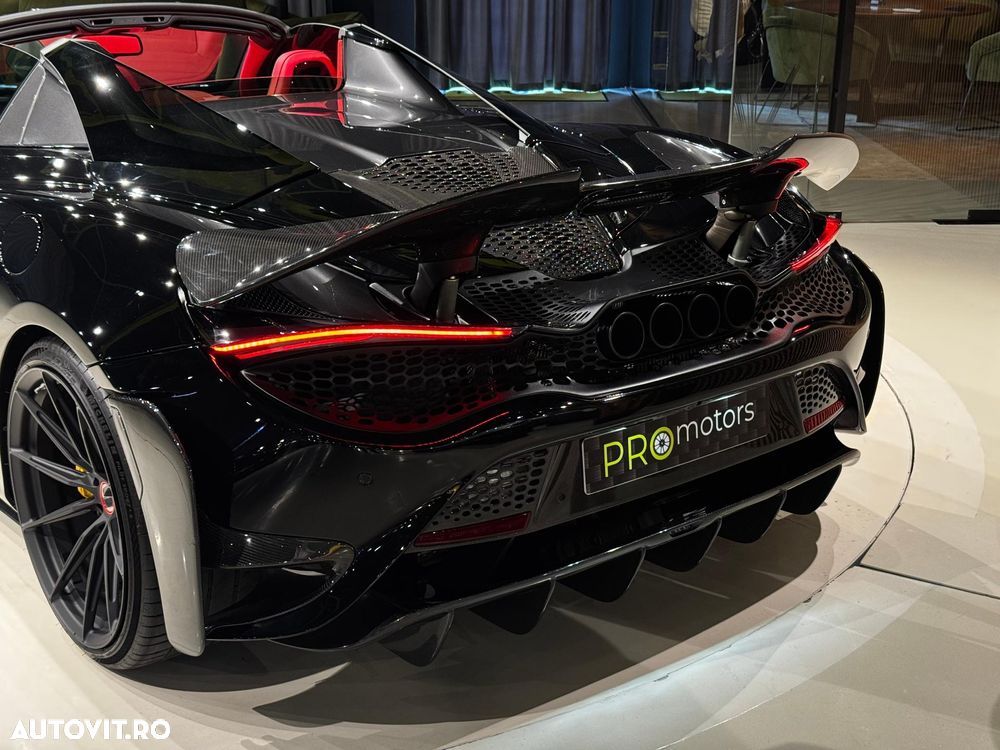 McLaren 720S - 8
