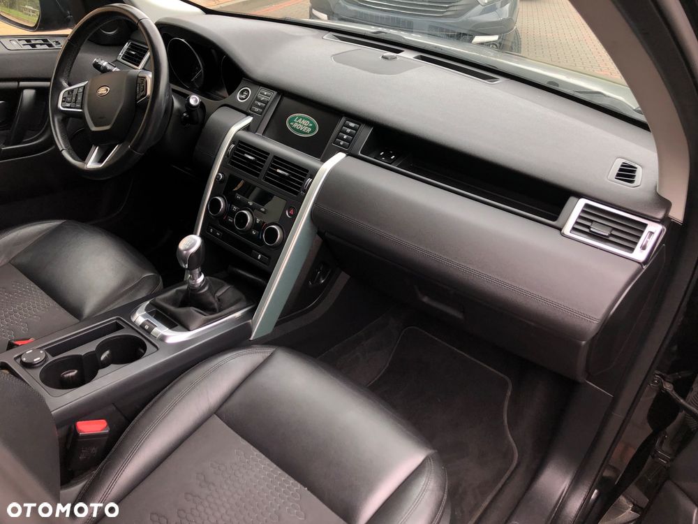 Land Rover Discovery Sport - 22
