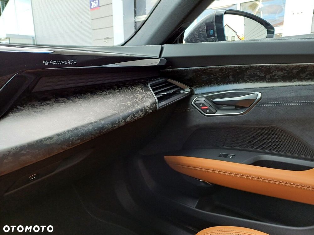 Audi RS e-tron GT - 24