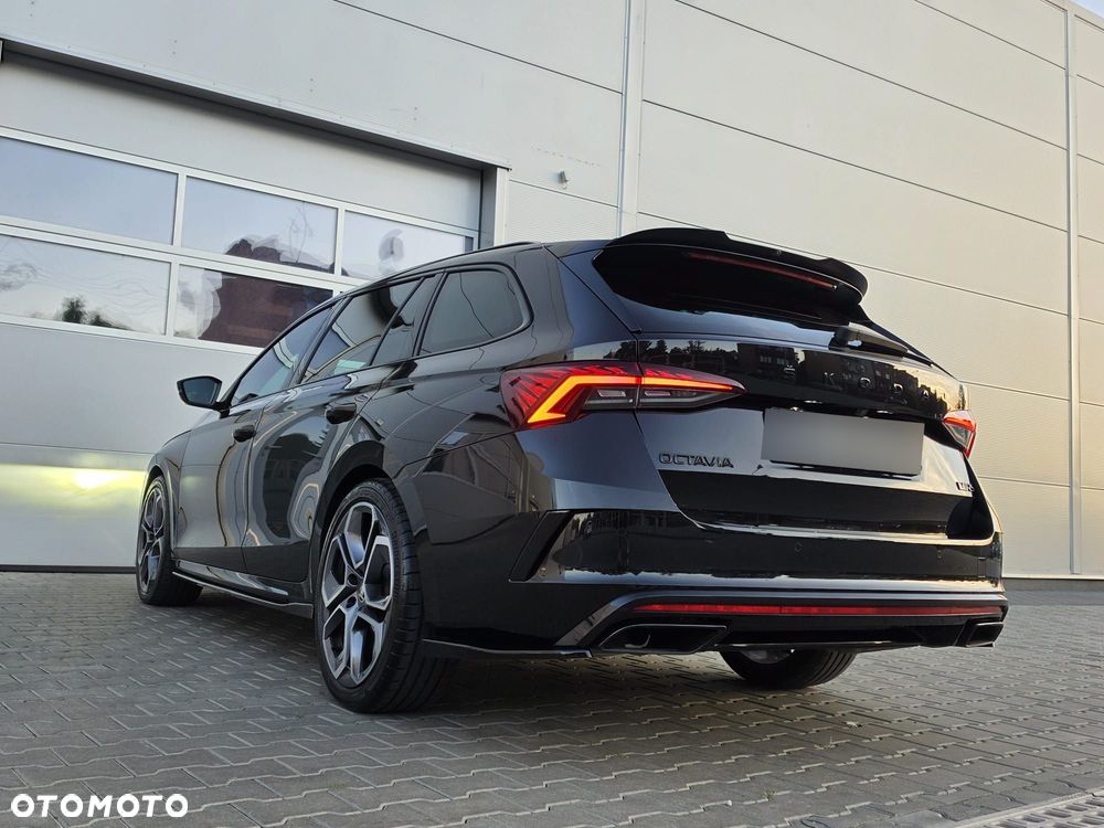 Skoda Octavia 2.0 TSI RS DSG - 20