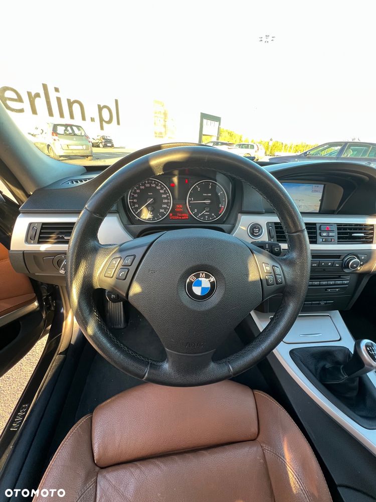 BMW Seria 3 320d Efficient Dynamics Edition Blue Perf Luxury Line - 12