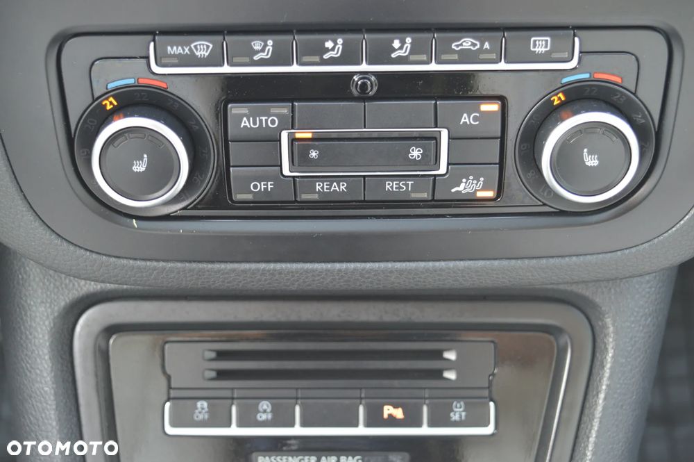 Volkswagen Sharan 2.0 TDI Comfortline - 18