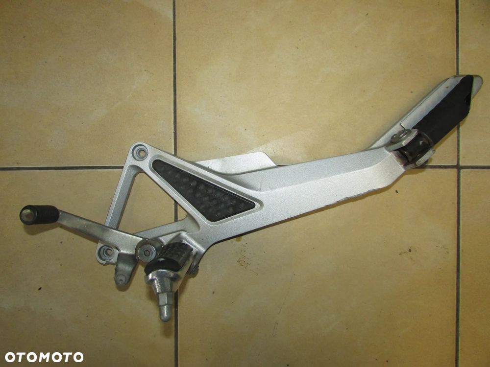 Honda CB 600 Hornet PC36 podnóżek set lewy - 1
