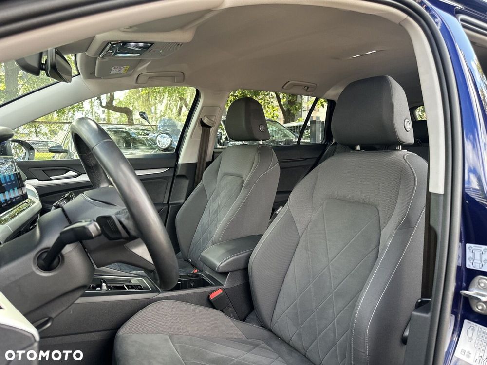 Volkswagen Golf Variant - 12