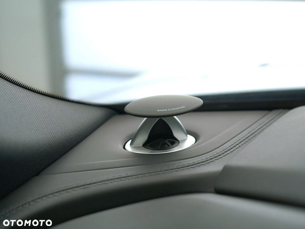 Audi Q8 - 24