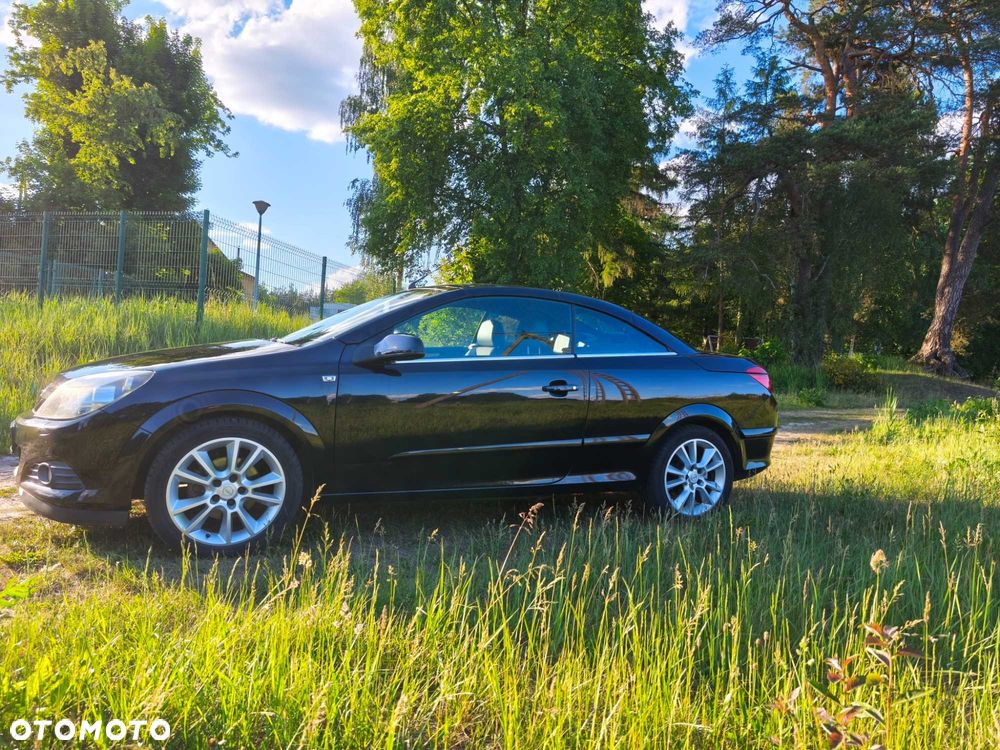 Opel Astra - 2