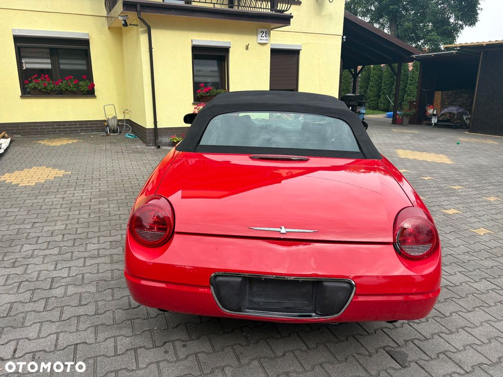 Ford Thunderbird - 22