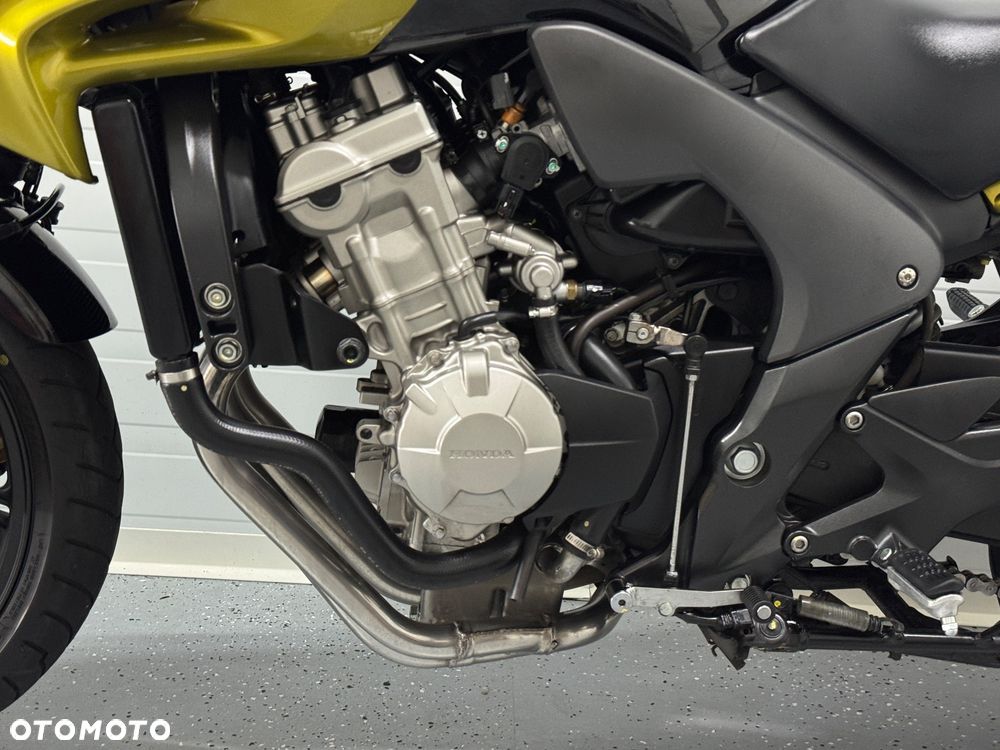 Honda CBF - 23