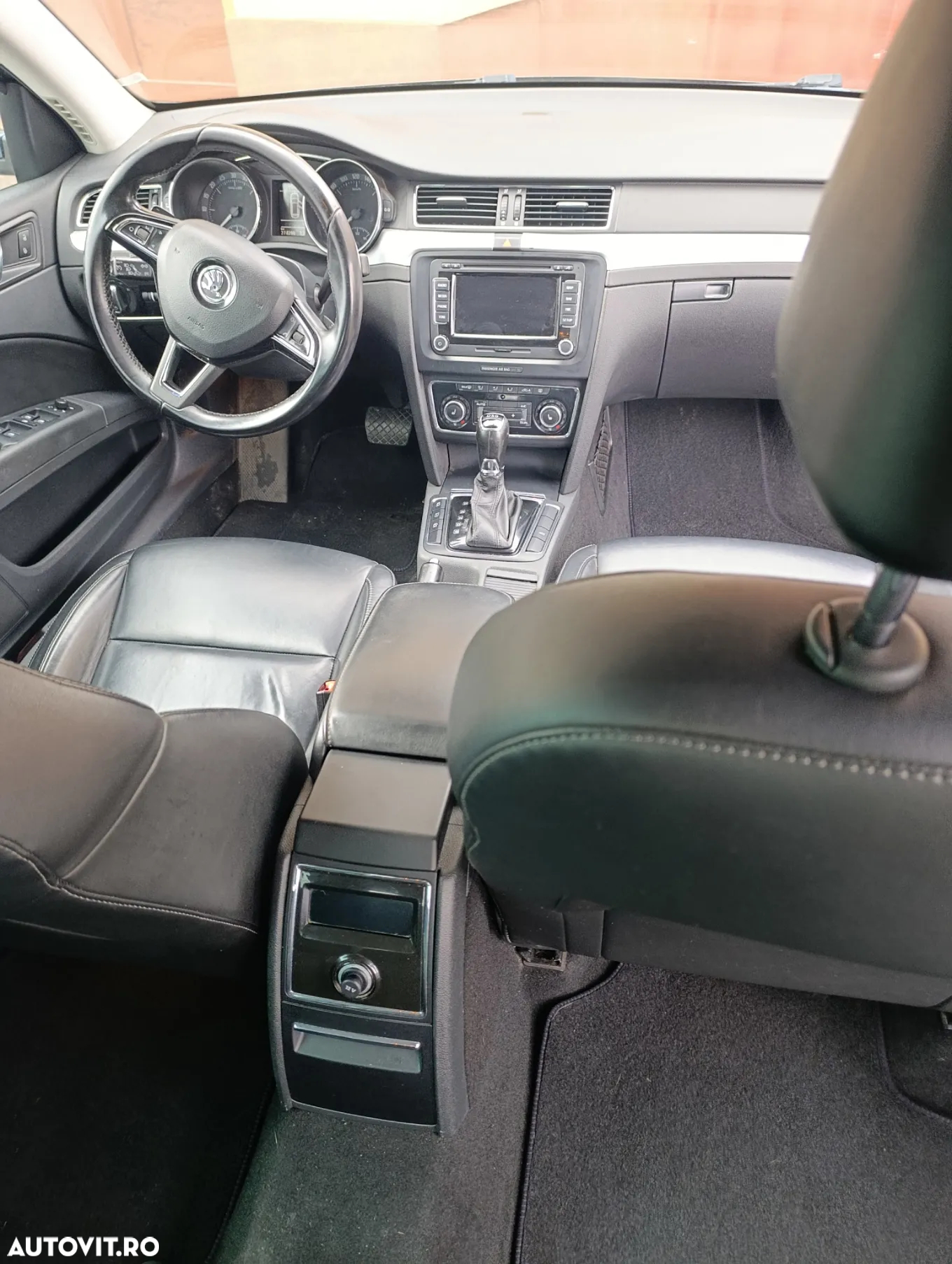 Skoda Superb 2.0 TDI 4X4 Elegance - 3
