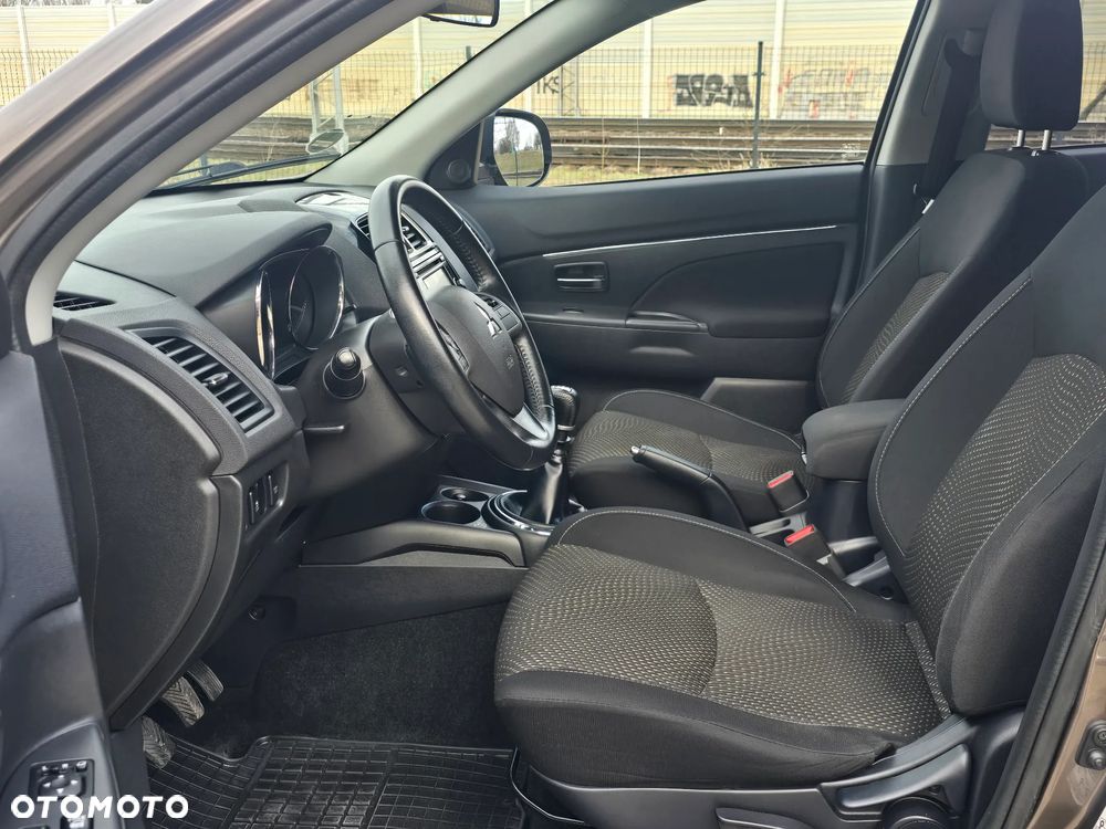 Mitsubishi ASX 1.8 DI-D 2WD Diamant Edition - 18