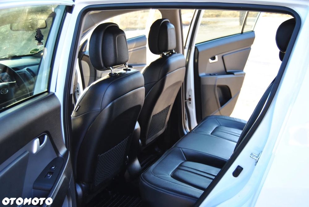 Kia Sportage - 8