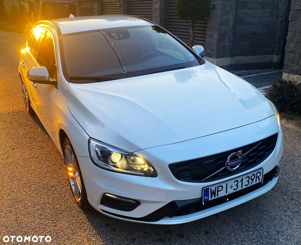 Volvo V60 D4 AWD Geartronic RDesign - 5