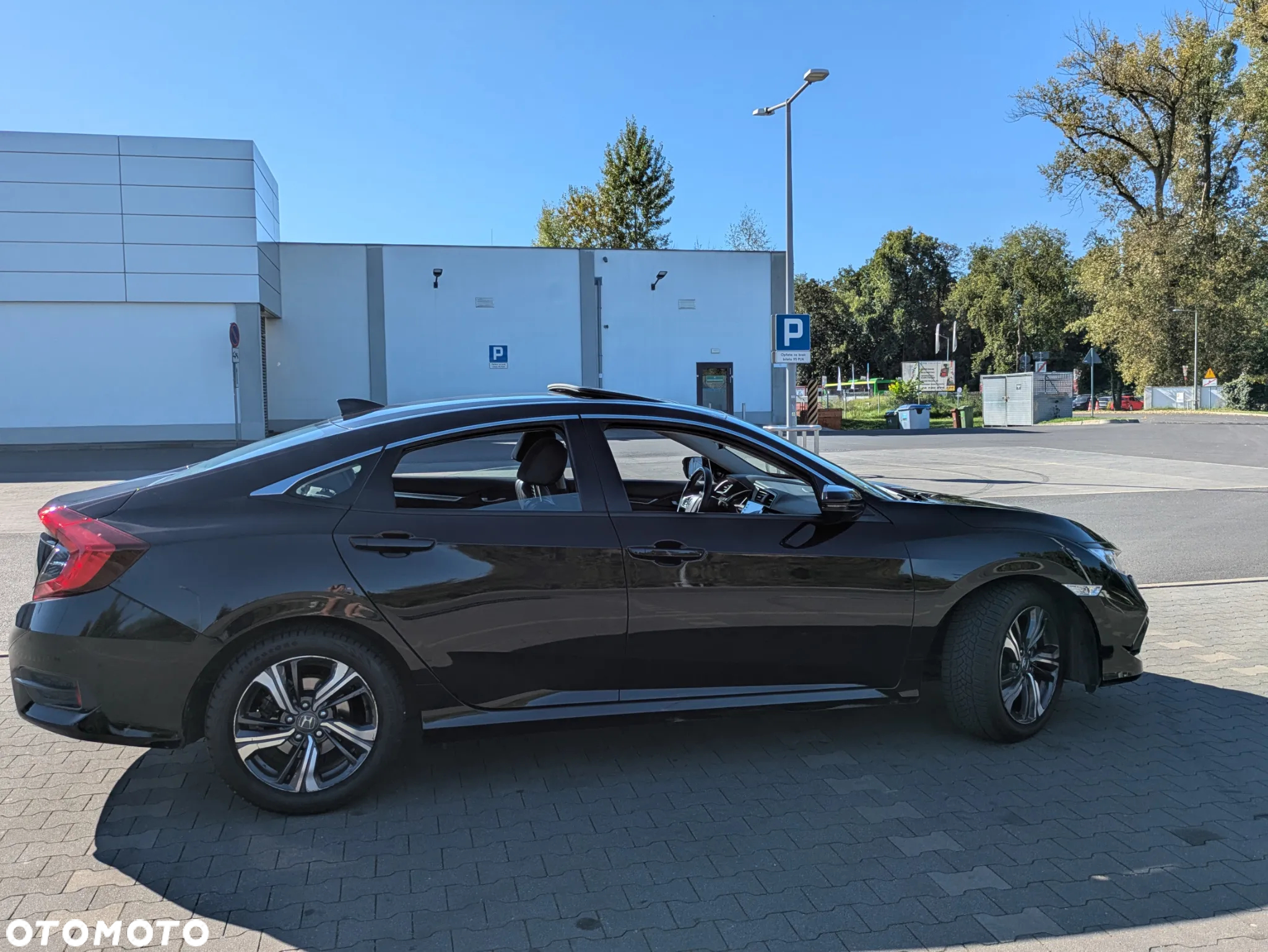 Honda Civic 1.5 T Executive - 12