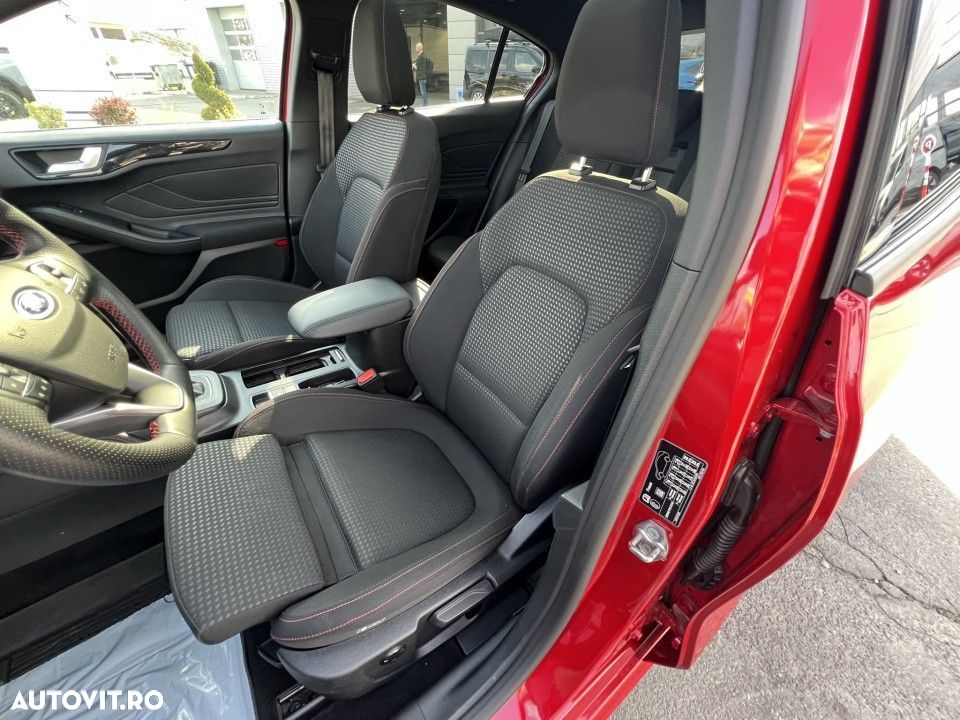 Ford Focus - 14
