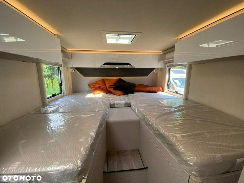 Hymer-Eriba Tramp S 685 - półintegra w układzie face to face - 14