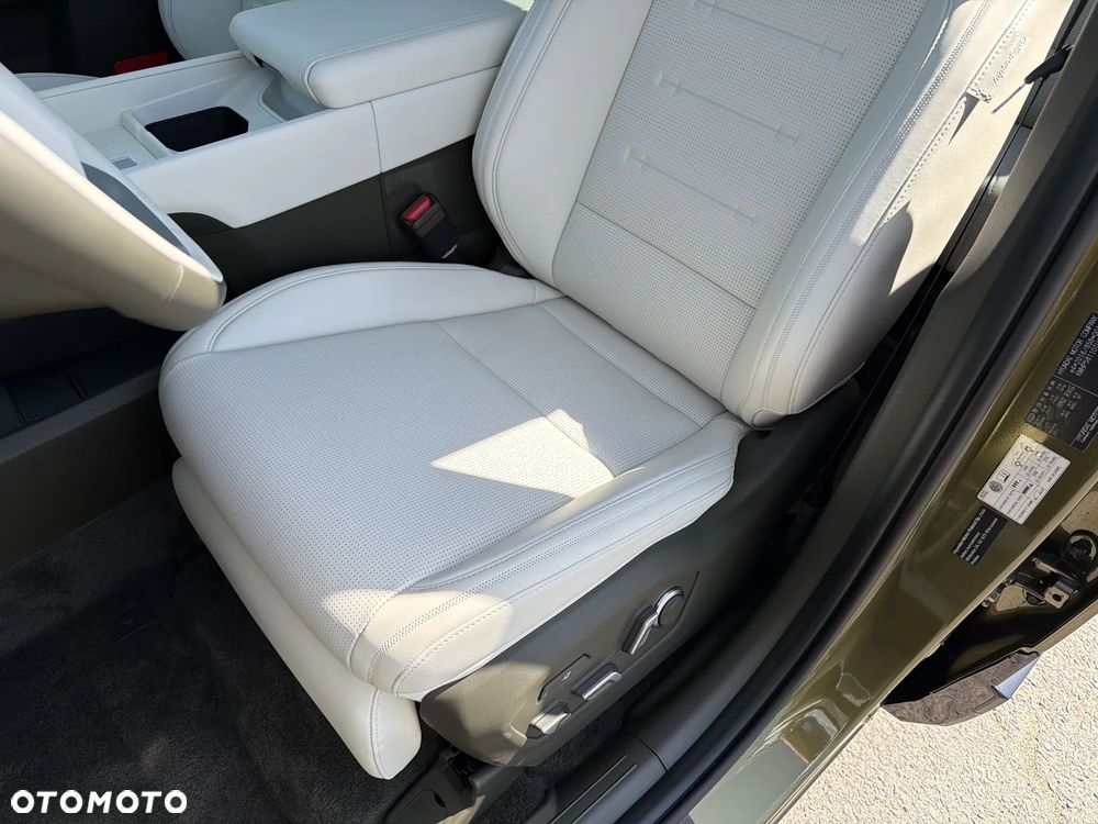 Hyundai Santa Fe 1.6 T-GDI HEV Calligraphy 4WD 7os - 13