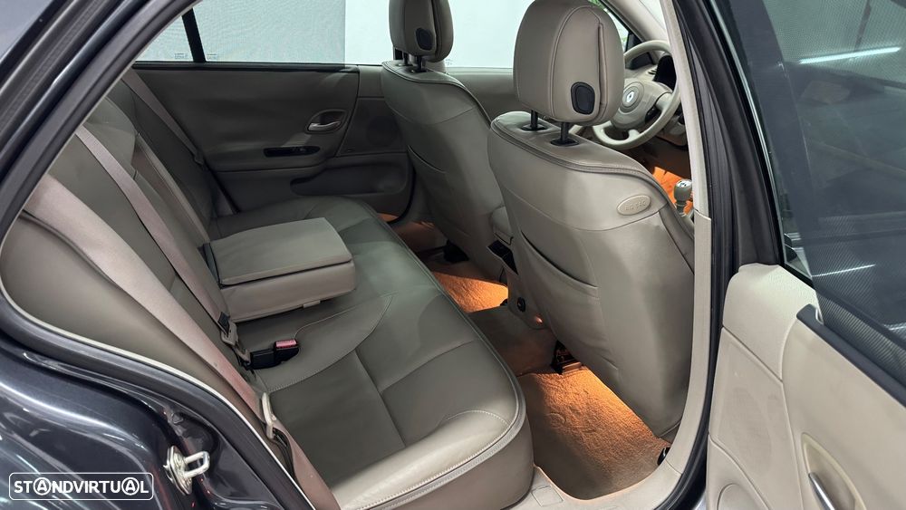 Renault Laguna 1.9 dCi Initiale - 36