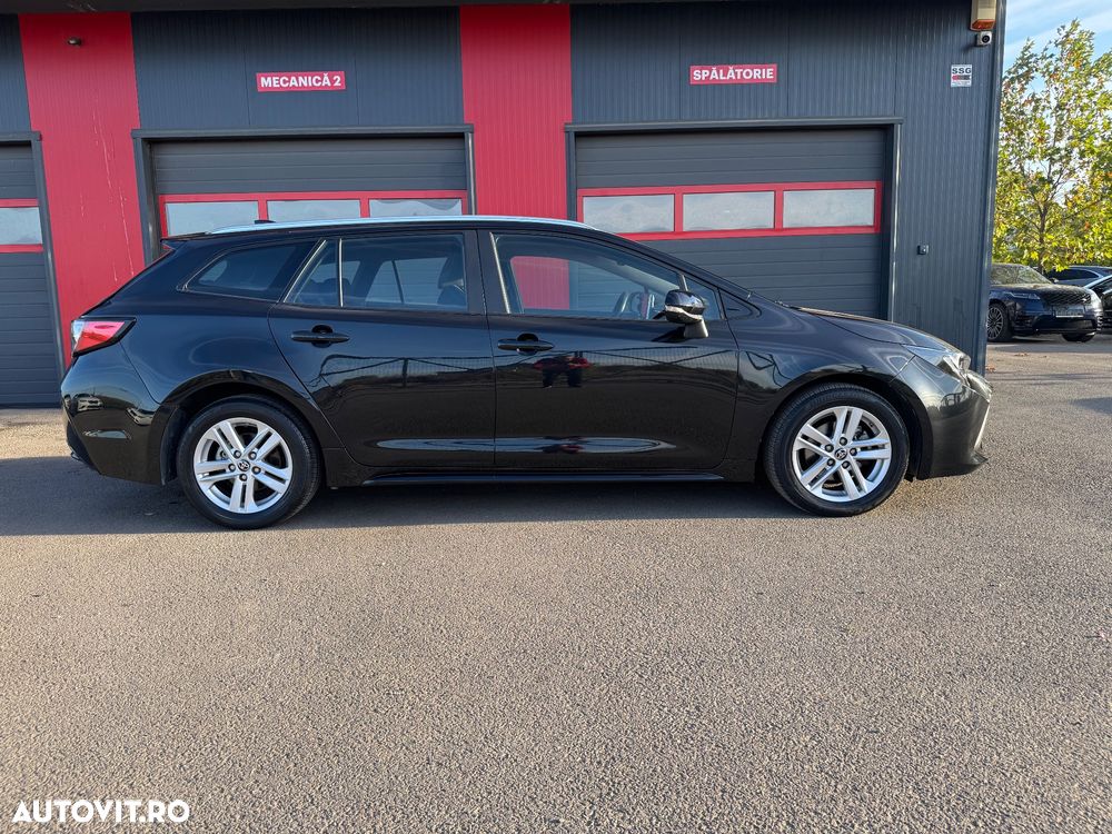 Toyota Corolla - 3