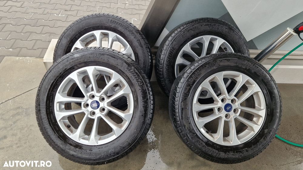 Ford Kuga 1.5 EcoBoost 2WD Titanium - 5