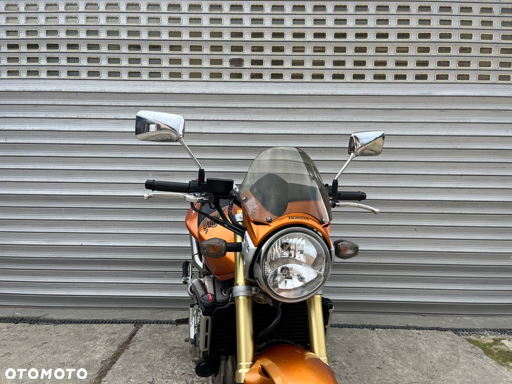 Honda CB - 23