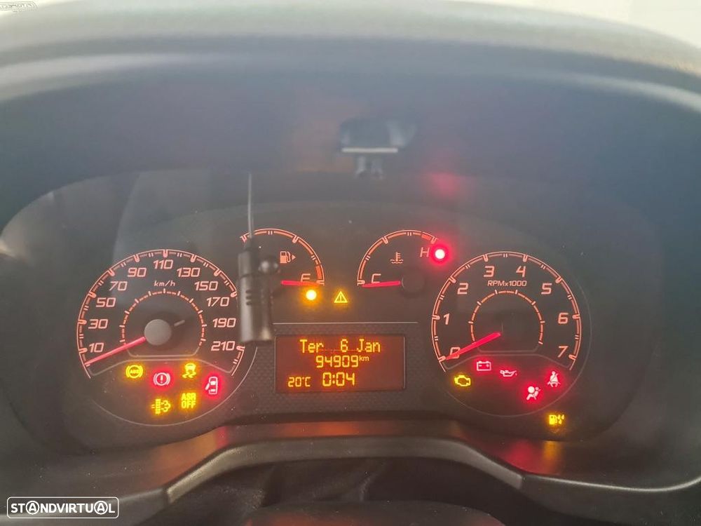 Fiat FIORINO 1.3 M-jet - 6