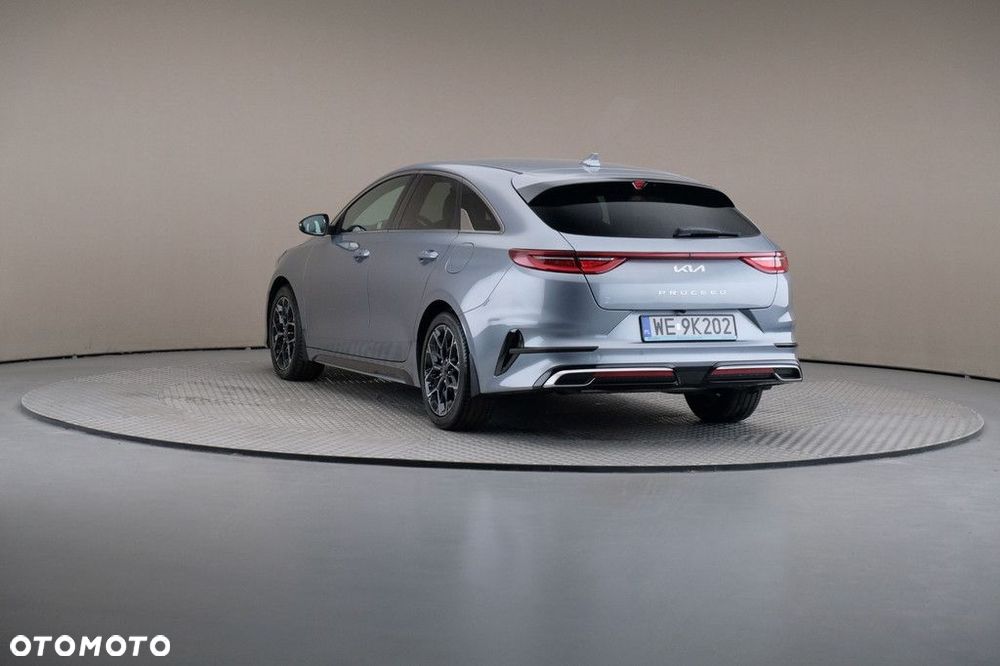 Kia ProCeed - 2