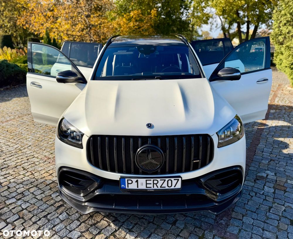Mercedes-Benz GLS - 9