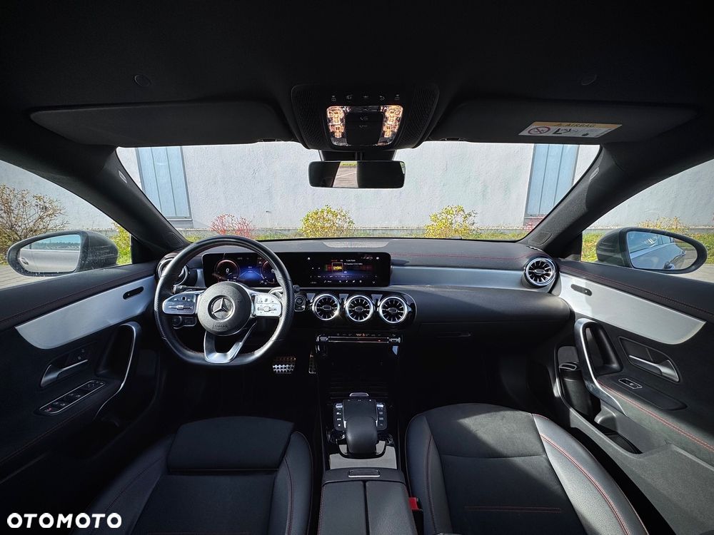 Mercedes-Benz CLA 180 AMG Line 7G-DCT - 9