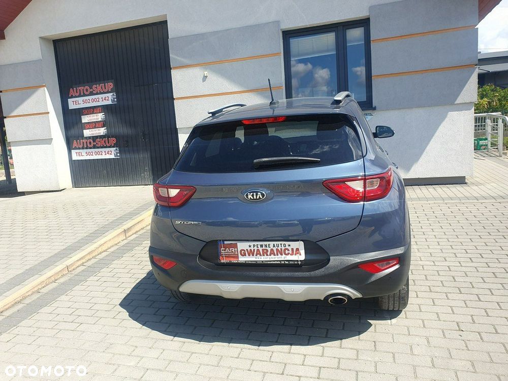 Kia Stonic - 8
