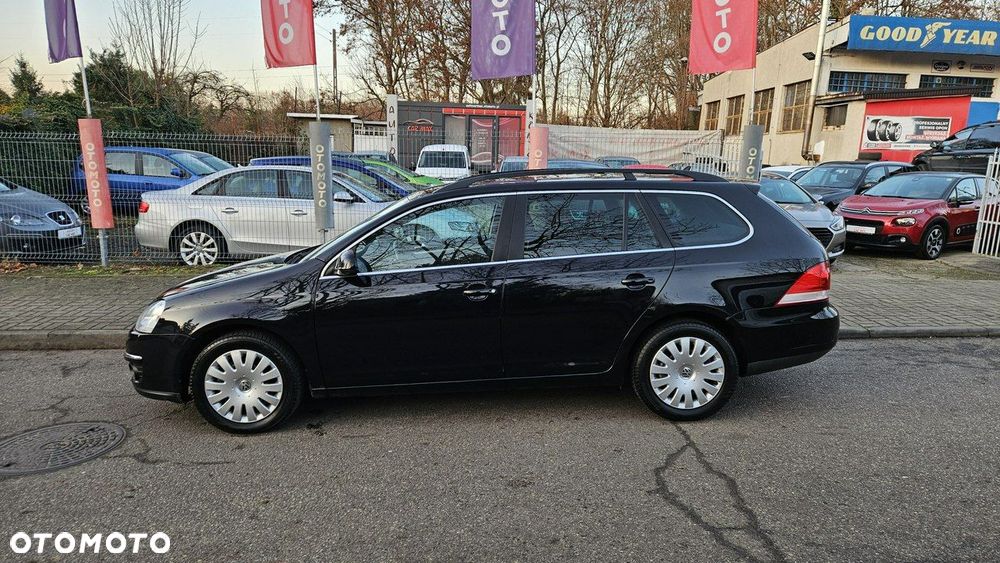 Volkswagen Golf 2.0 TDI DPF Highline - 12