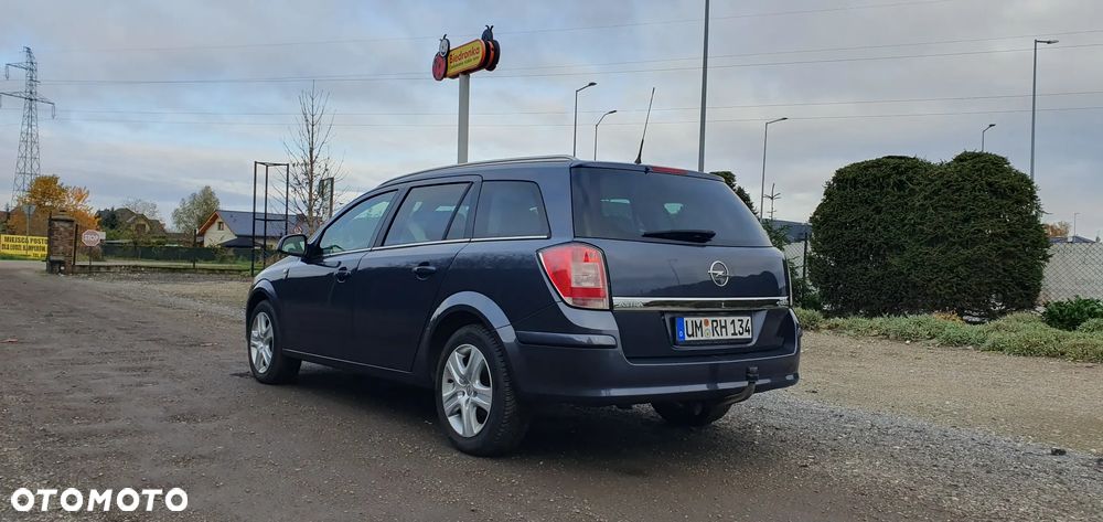 Opel Astra 1.6 150 Jahre - 2