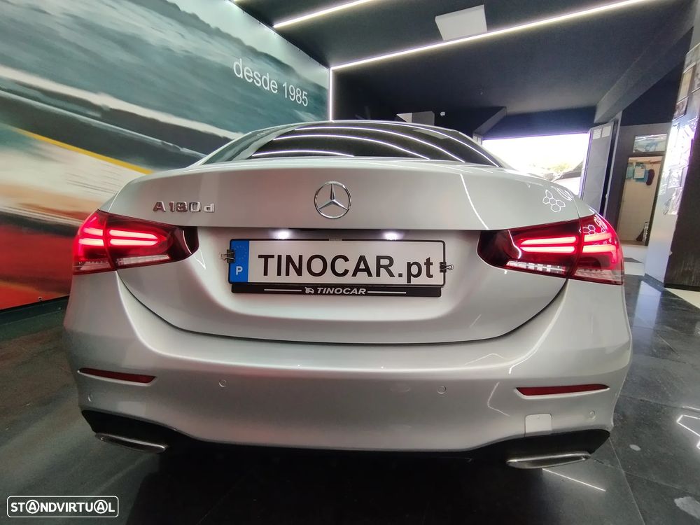 Mercedes-Benz A 180 Limousine d AMG Line Aut. - 11