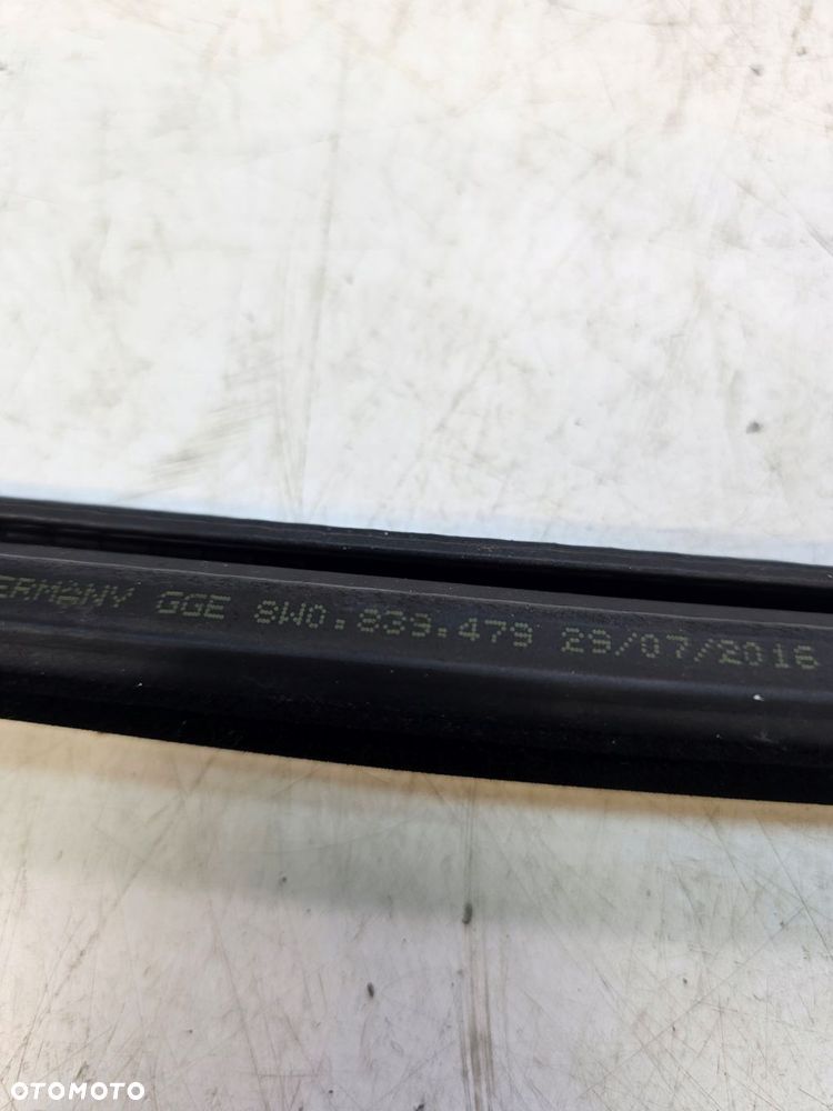 USZCZELKA DRZWI LEWY TYŁ AUDI A4 B9 8W0839479 - 3