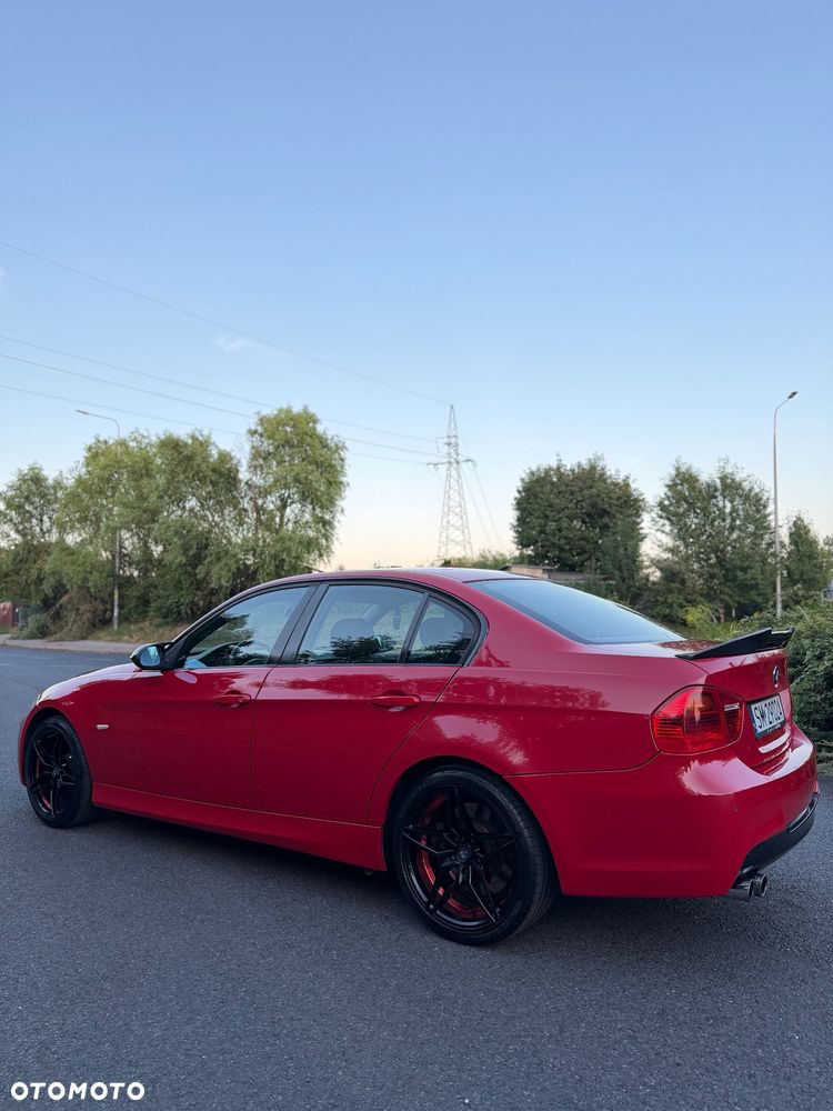 BMW Seria 3 330i - 14