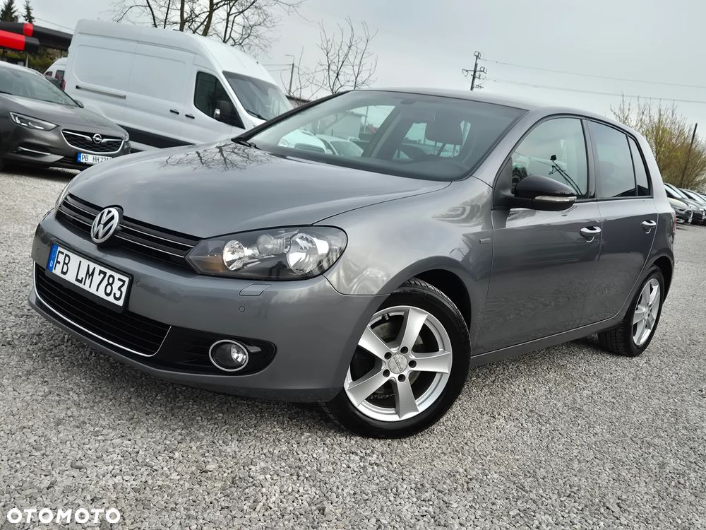 Volkswagen Golf 2.0 TDI DPF DSG MATCH - 2