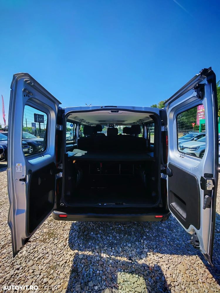 Renault Trafic 2.0 Blue dCi 110 S&S L1 8+1 Zen - 10