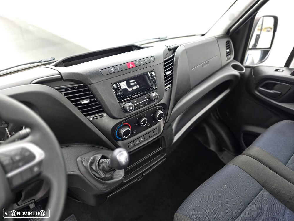 Iveco Daily 35C16 Caixa aberta - 16