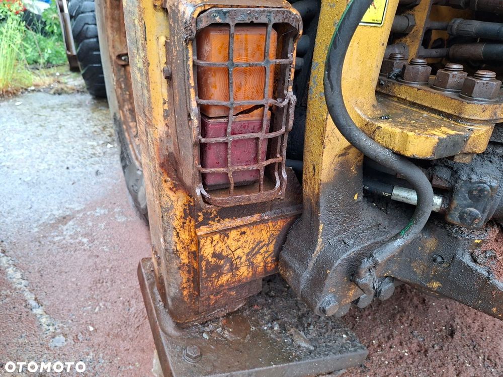 Caterpillar 428 E - 38
