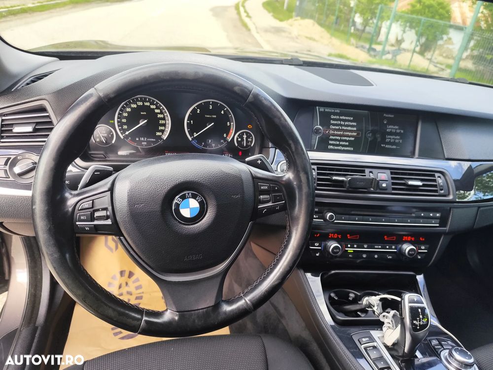 BMW Seria 5 520d Sport-Aut. - 11