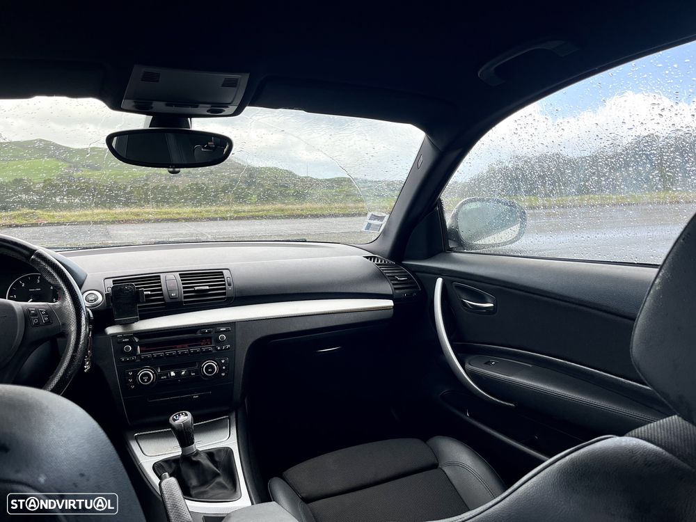 BMW 118 d Pack M - 10